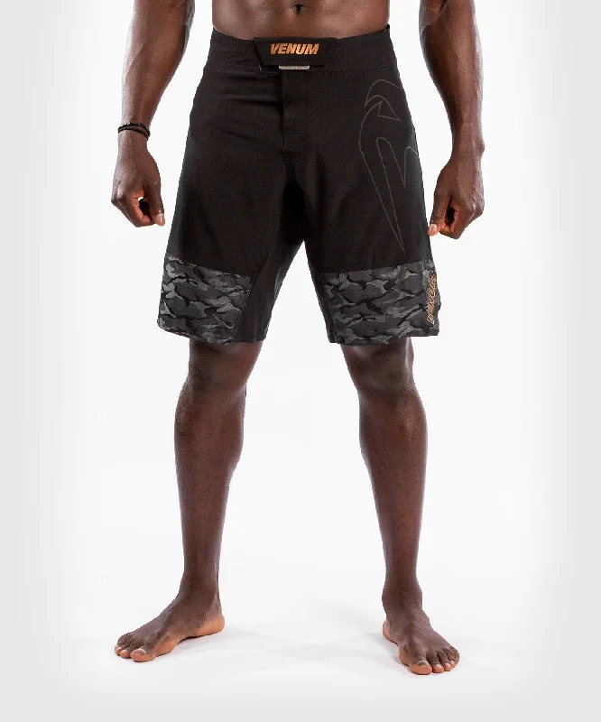 Custom Stretch Shorts-Venum Light 4.0 Fightshort - Black/Bronze