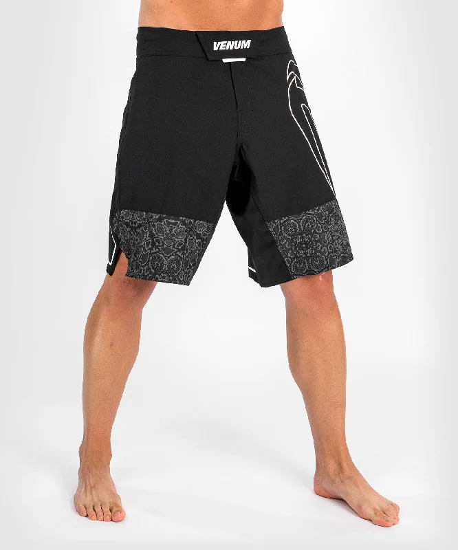 Custom Shorts for Gym Athletes-Fightshorts Light 4.0 Venum - Black/White