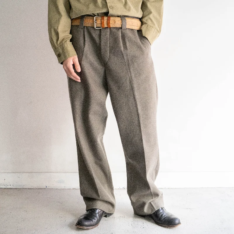 Custom Pleated Pants-1970s East Germany military khaki beige color one tuck wool pants 'dead stock'