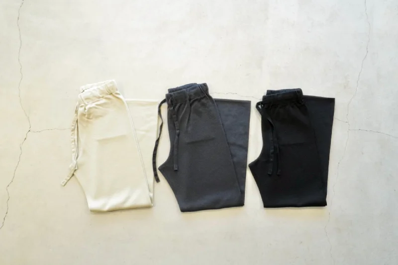 Custom Active Lifestyle Pants-BATONER (women's) / 32G SMOOTH WOOL EASY PANTS